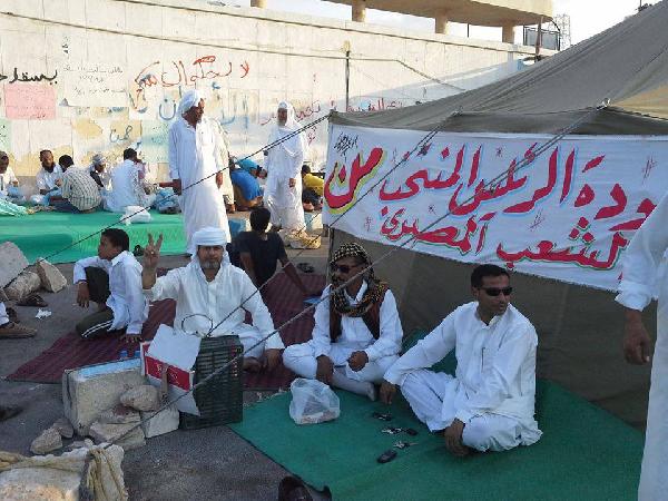 استمرار اعتصام مؤيدو الشرعية بمطروح تنديدا بالانقلاب