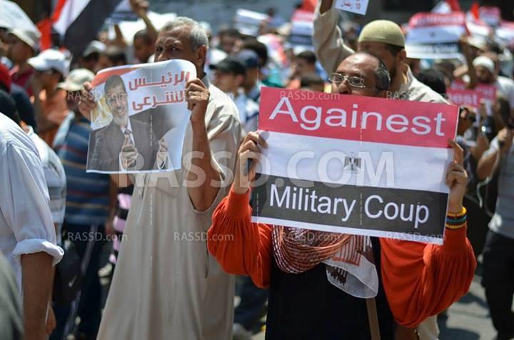 الآلاف يتظاهرون في المنصورة رفضا للانقلاب