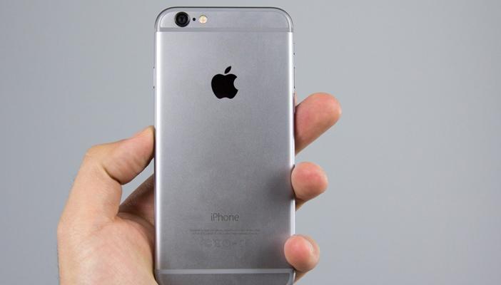 طرح هاتف iPhone 6s Plus في سبتمبر