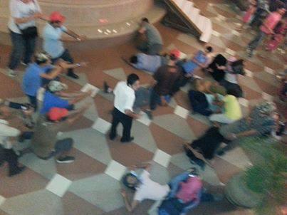 رواد سيتي ستارز: وراك ياسيسي لحد ما تهتف يسقط يسقط حكم العسكر