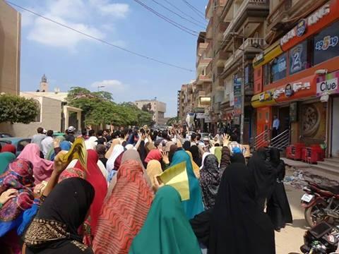 تظاهرة نسائية بدمنهور تنديدًا بالعدوان على غزة