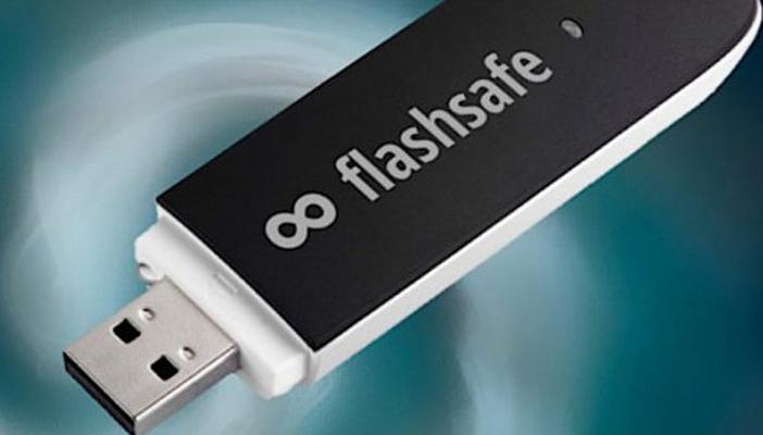 مخترع روسي يتمكن من عمل ذاكرة فلاش بحجم تخزين لا نهائي