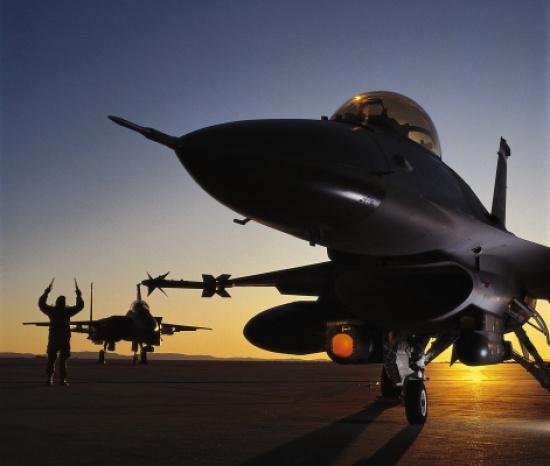 بين صفقات فرنسا المليارية لبيع السلاح ومواقفها السياسية