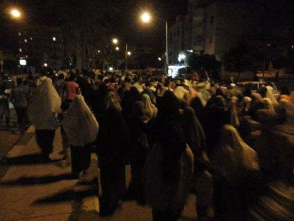 مدينة “السادات” تخرج بمسيرة ليلية تضامنًا مع “غزة”