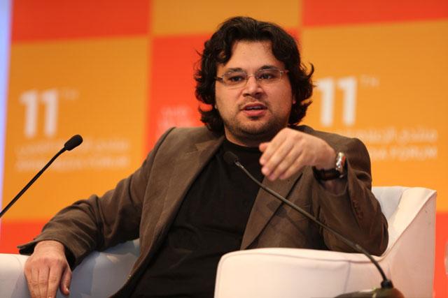 “تميم البرغوثي”: الدور المصري هو خيانة عظمى لـ”غزة”