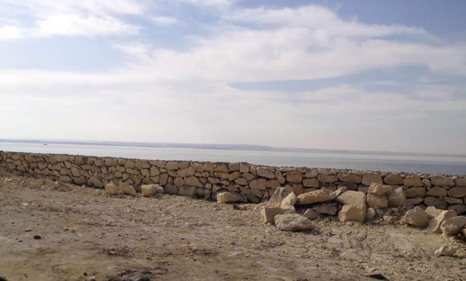 التلوث يصل إلى بحيرة قارون ويهدد الثروة السمكية