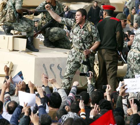 البرنس:المعركة الآن بين من يريد تقدم مصر وبقاء العسكر