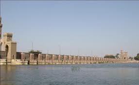 الدستور بالقناطر الخيرية: لا صحة لما تردد عن وجود قنابل بالكباري