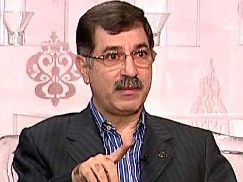 صادق: هل يستوي ملايين تحت القمع بعشرات الآلاف تحت الحماية؟