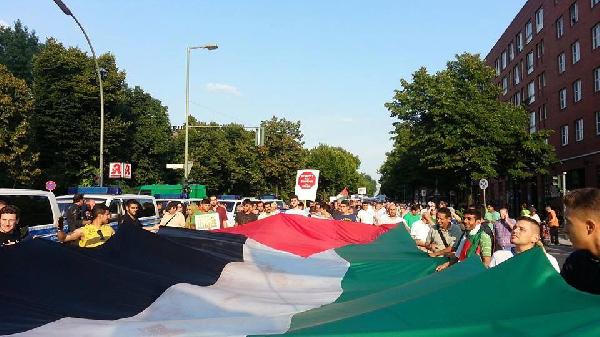 تظاهرة تضامنية مع “غزة” في العاصمة الألمانية “برلين”