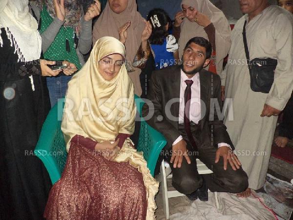 عقد قران لعروسين من رافضي الانقلاب برابعة العدوية