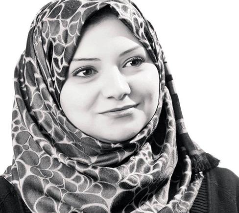 أسماء محفوظ: أين الرئيس ونائبه مما يحدث؟