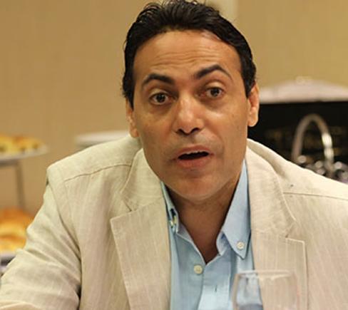 فيديو.. اضحك مع الغيطي.. الإخوان وراء سقوط الأندلس