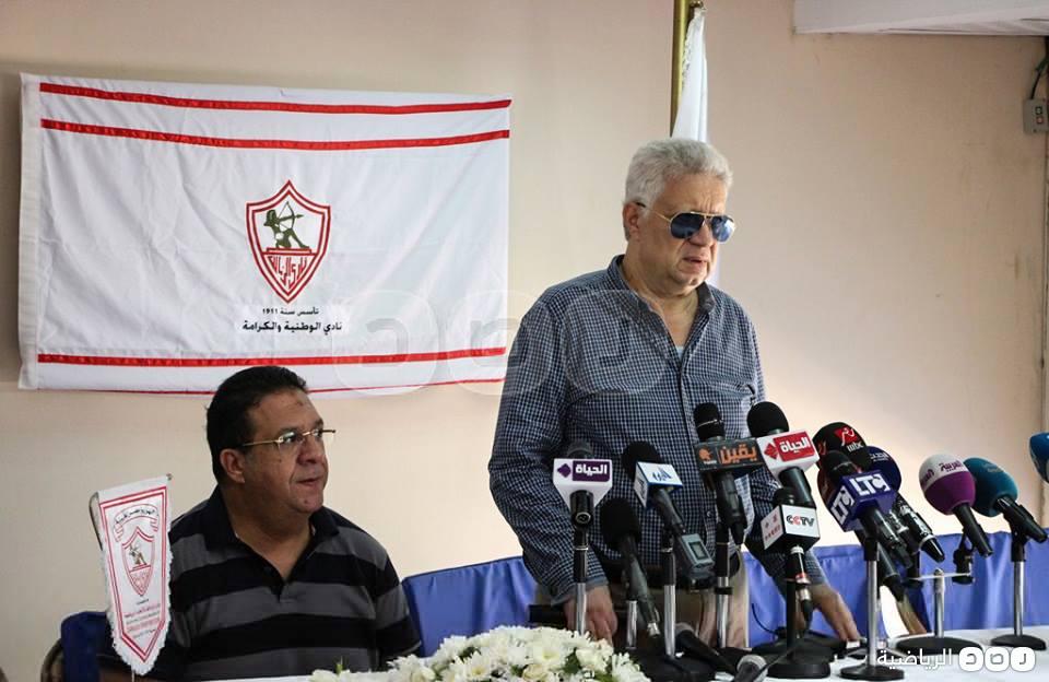 أعضاء الزمالك يحملون مرتضى على الأعناق بعد التتويج بالدوري