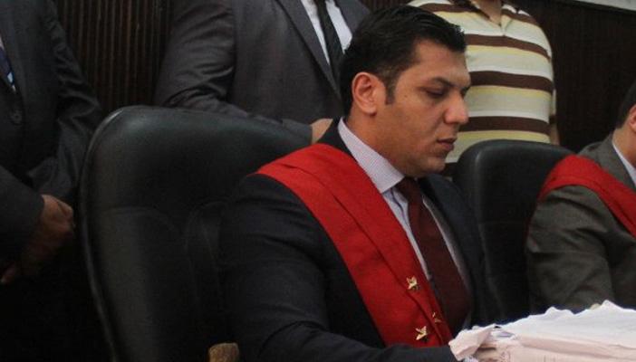 بعد اتهام مستشار الرشوة الجنسية.. جدل قانوني حول جواز إعادة المحاكمات