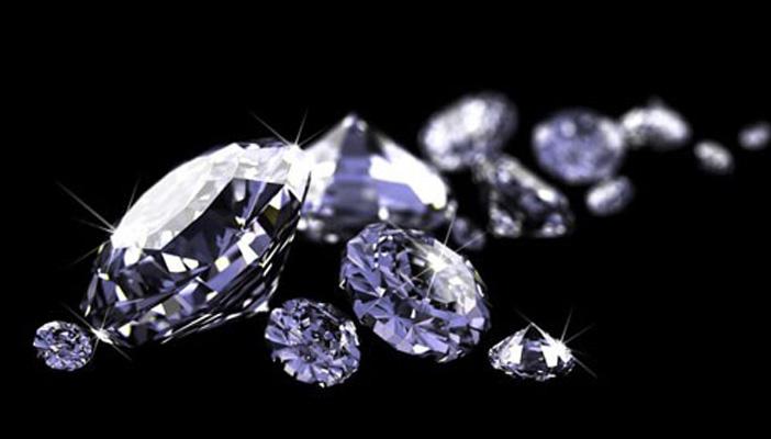 سعر إحداها 80 مليون دولار.. بالفيديو.. أغلى 10 قطع مجوهرات في العالم