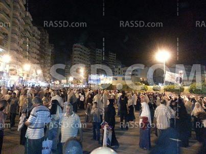 وقفة احتجاجية لمؤيدي  مرسي امام ستاد جامعة المنصورة