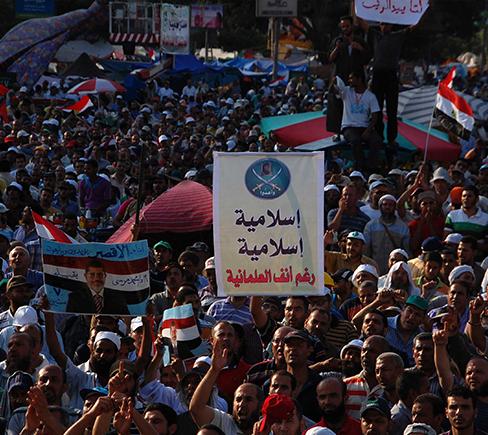 لأول مرة.. مليونية بلا شهداء .. وكلمة السر «آشتون»