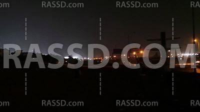 قوات الشرطة تواصل إطلاق الغاز على متظاهري مدينة الانتاج