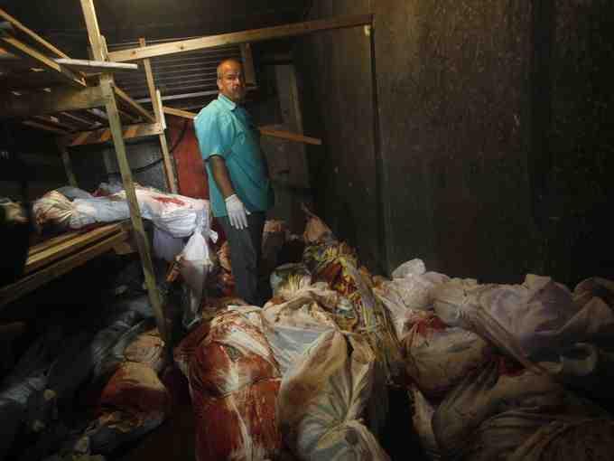 غارات مكثفة على قطاع “غزة” تخلف 110 شهيدًا