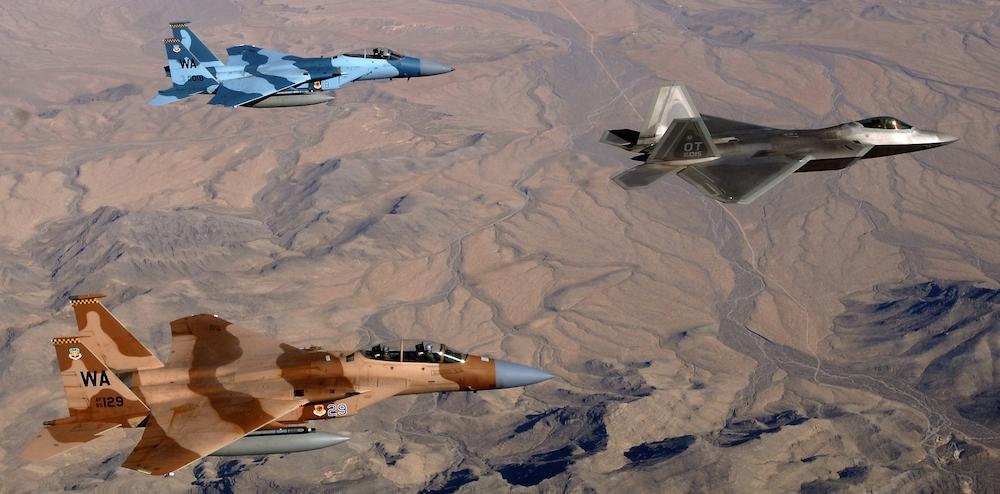 الإذاعة العبرية: الإمارات تشارك “إسرائيل” في تدريب عسكري مشترك بأميركا