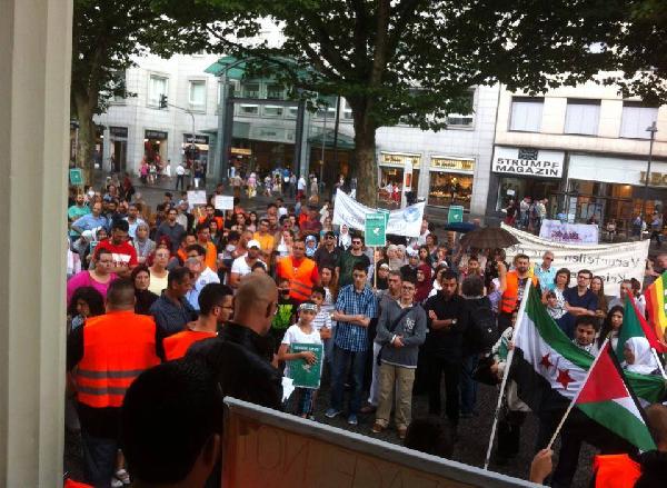 مظاهرة داعمة للشعب الفلسطيني في “أخن” الألمانية