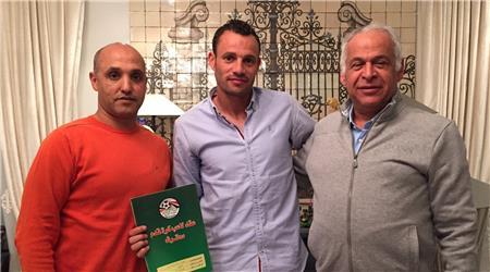 باولو وتمساح يتنازلان عن نسبة من مستحقاتهما لنادي الداخلية