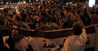 الأمن يطلق القنابل المسيلة تجاه مؤيدي مرسي بالبحيرة