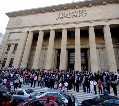 بدء التحقيق مع 75قاضياً من رافضي الانقلاب.. وقرار بحظر النشر