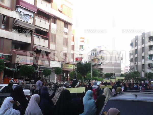 مسيرة في “حي الزهور” بـ”بور سعيد” دعمًا لـ”غزة”