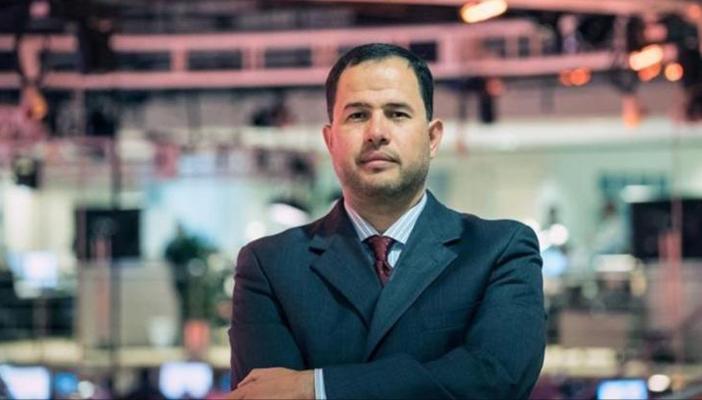 بيومي: ارتداء رئيس حزب القوات المسلحة الزي العسكري يعني غياب السياسة