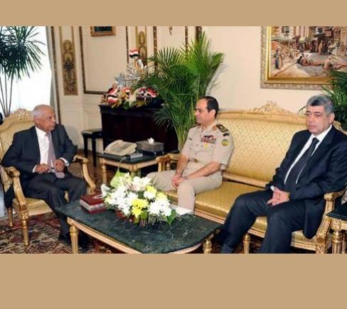 بعد بيان الرئاسة.. اجتماع طارئ بين الببلاوي والسيسي وإبراهيم