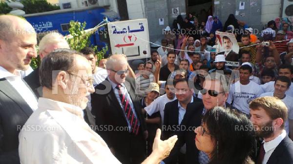 عاجل..وفد أوروبي يزور اعتصام رابعة