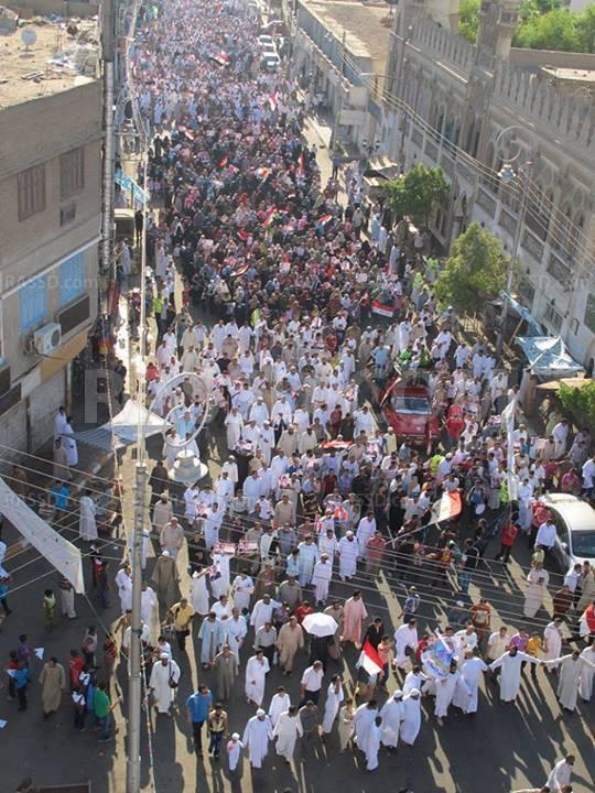 قنا تشارك في مليونية عيد النصر