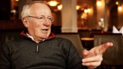 فيسك: السيسي افترض أن شمس الصيف ستصرف الإخوان بعد أيام قليلة