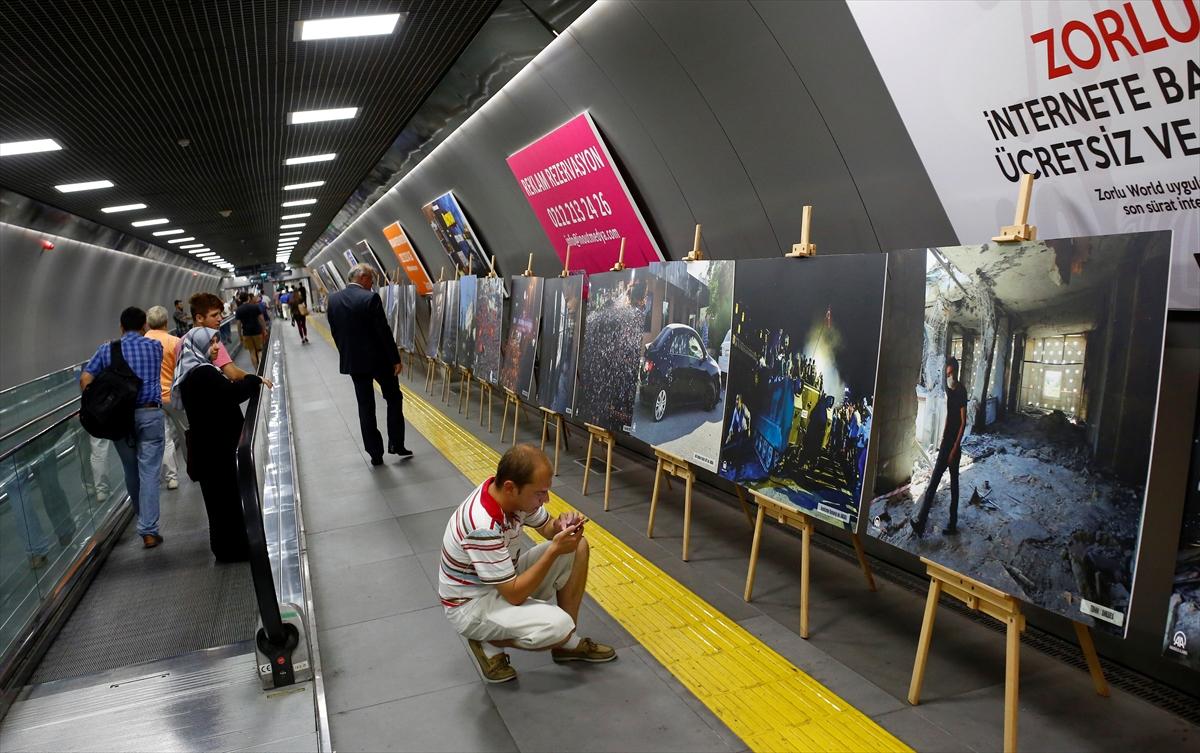 بالصور.. جدران المترو في تركيا تحكي أحداث الانقلاب الفاشل