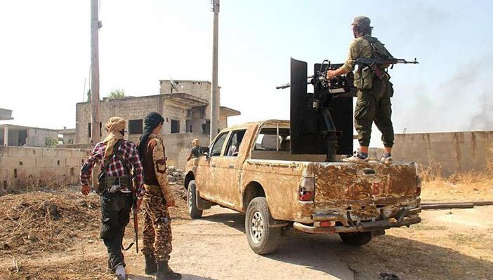 ثوار سوريا يتقدمون نحو أكبر معسكرات بشارالأسد