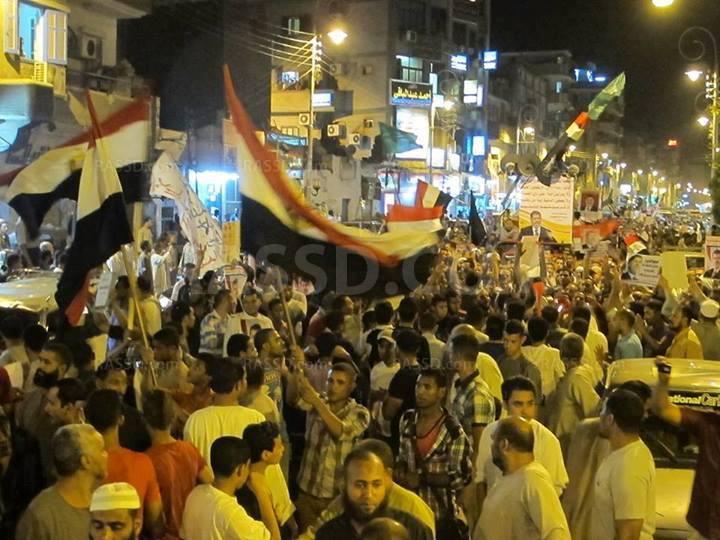 مسيرة لأنصار مرسى بقنا