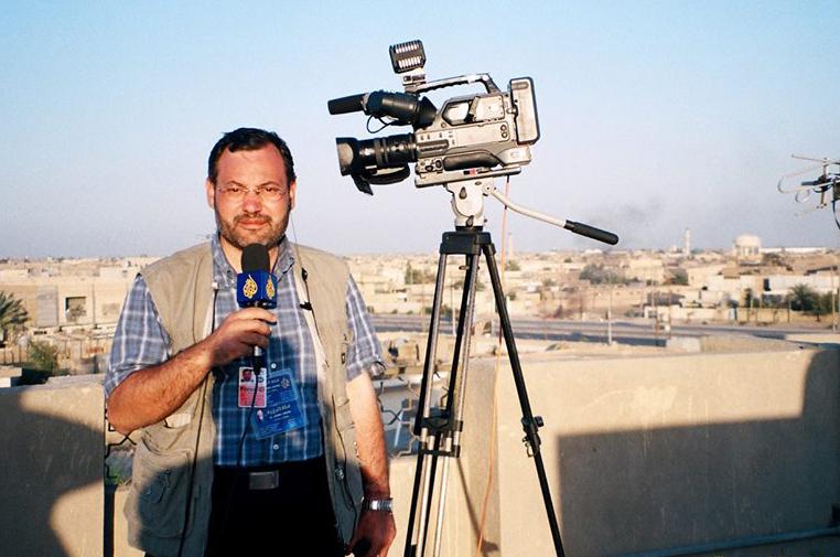 “أحمد منصور”: النظام العلوي البعثي بـ”سوريا” لا يختلف عن الصهاينة