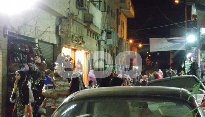 “باعة” أسوان يشكون من حملات الإزالة ويطالبون بحلول عملية