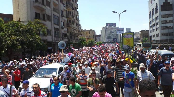 مسيرة حاشدة من مسجد الفتح لرابعة العداوية