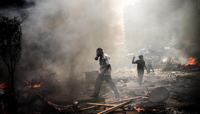 في ذكرى مذبحة رابعة.. سياسيون: السكوت عن القتل يمنح صكًا لسلطة القمع