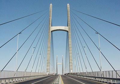 الغضب مستمر  بسبب إغلاق كوبري السلام بسيناء