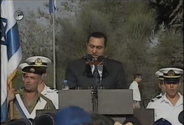 فيديو | نكشف كذب “مبارك” وزيارته لـ”دولة الاحتلال”