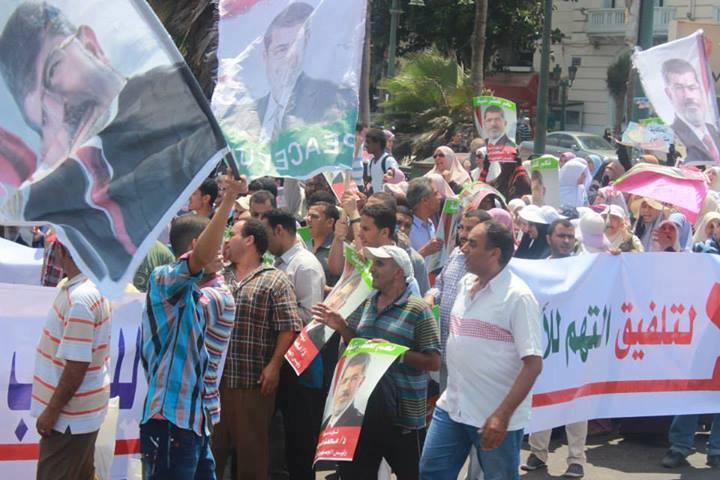 مسيرات حاشدة لرفض الانقلاب العسكري بالإسكندرية