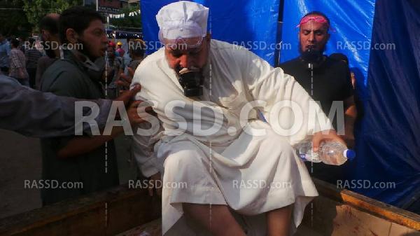 بث بالانترنت على المداخل ميدان رابعة ومن أعلى المئذنة