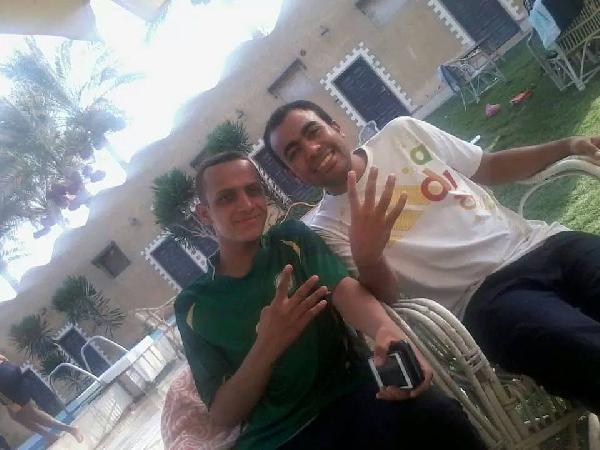 استشهاد طالب بالرصاص الحي في مسيرة “فيصل”