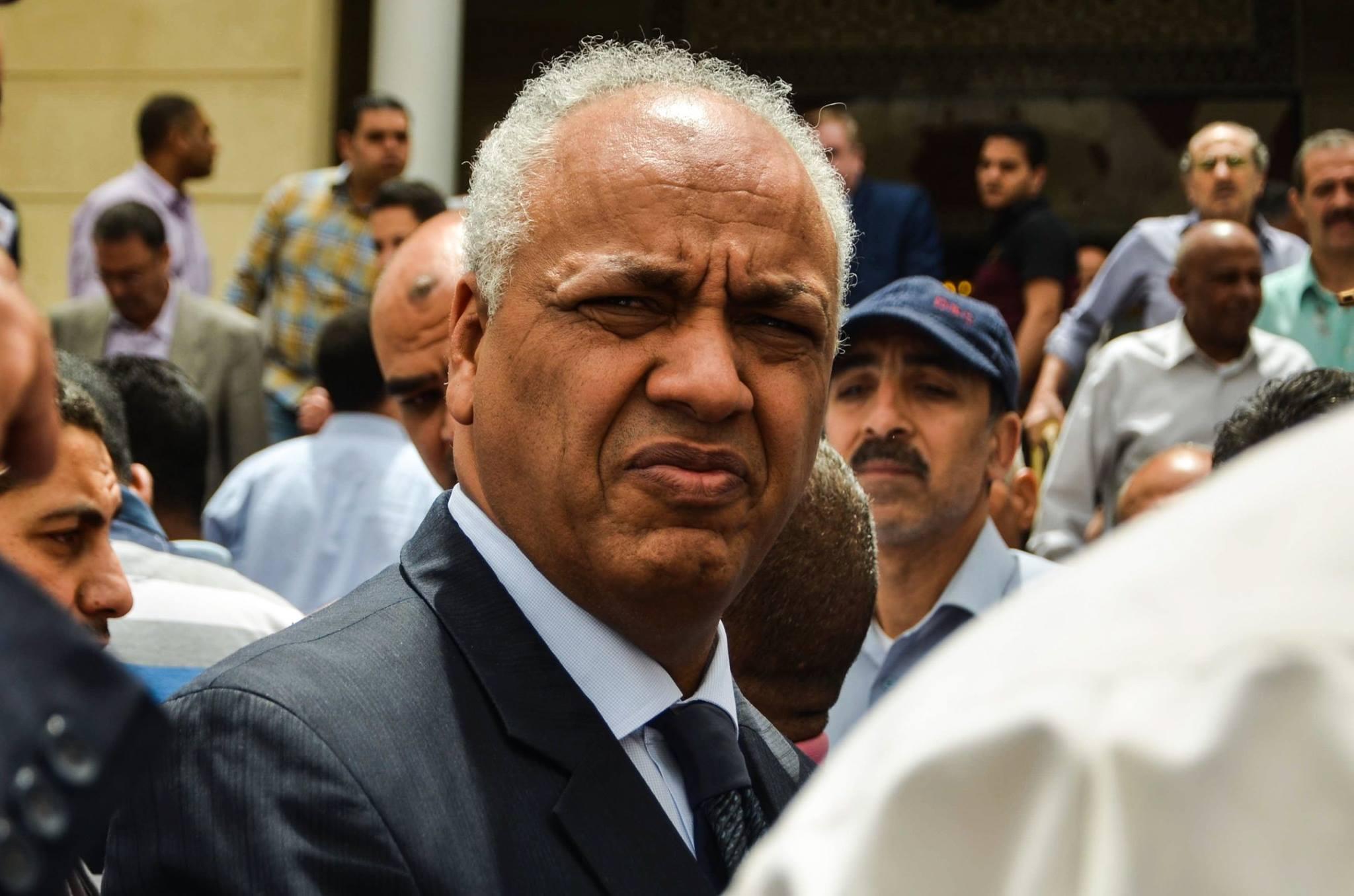 مصادر: استياء داخل الجبهة المصرية لتمثيل “بكري” قائمة في حب مصر