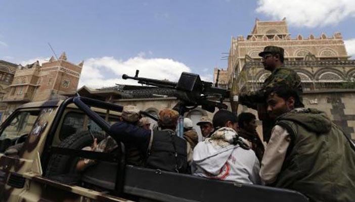 مواجهات بين القوات اليمينة وميليشيات الحوثي في محيط القصر الجمهوري