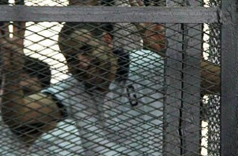 تأجيل محاكمة صحفيي رصد في “غرفة عمليات رابعة” إلى 3 سبتمبر